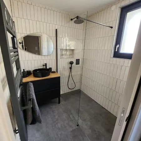 Avec Vue Sur